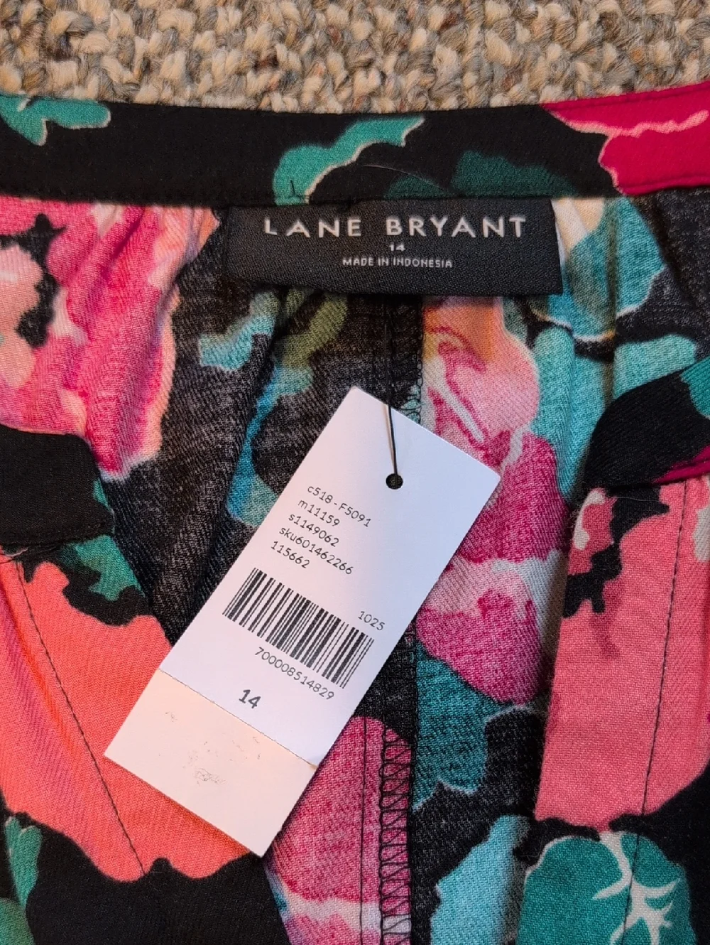 NWT Lane Bryant Women's Plus Swing Notch Neck Popover Top Black Floral Boho 14 - Picture 4 of 8